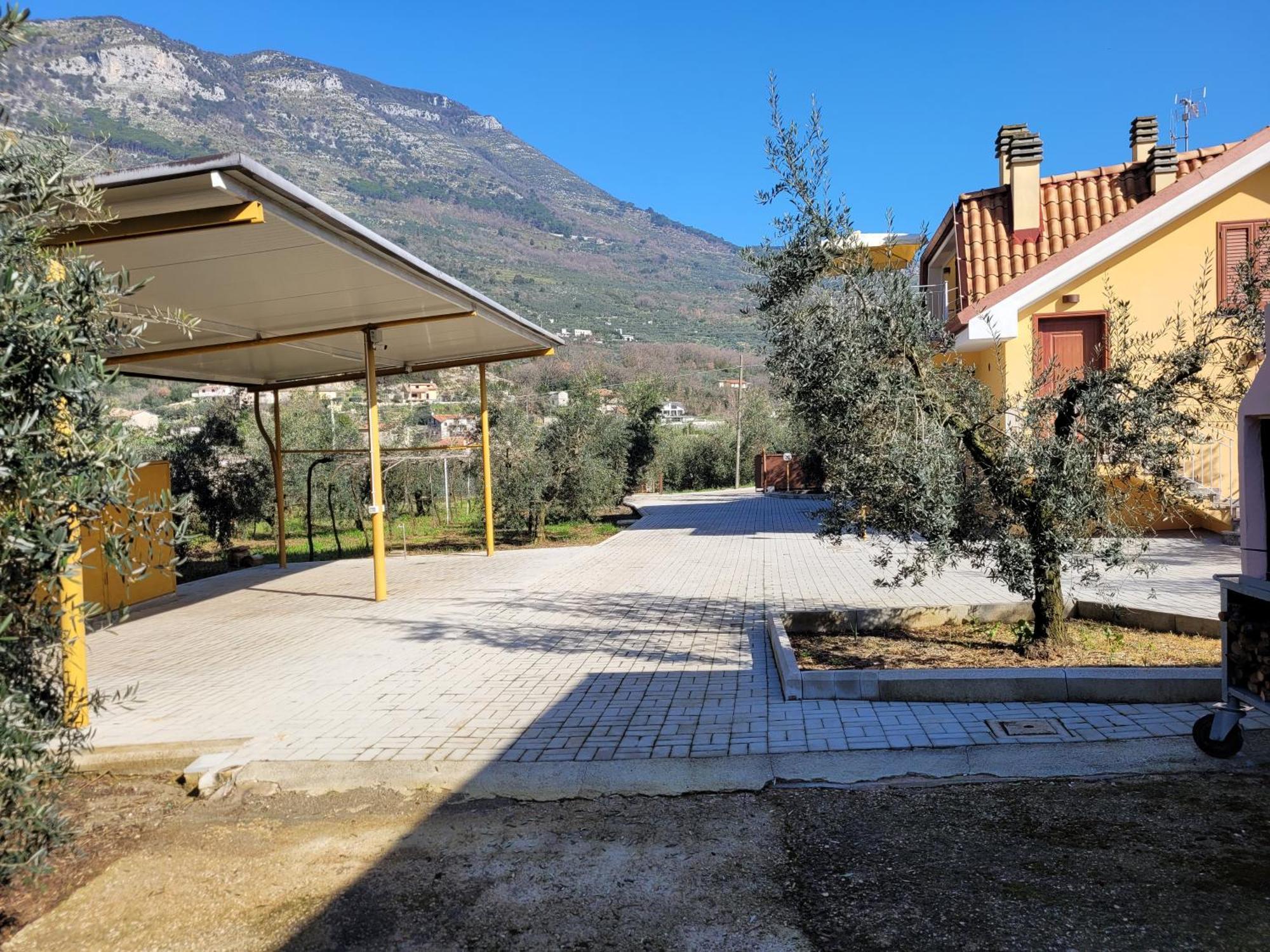 Alloggio Turistico Magnifico Alessandro Lenola Exterior photo